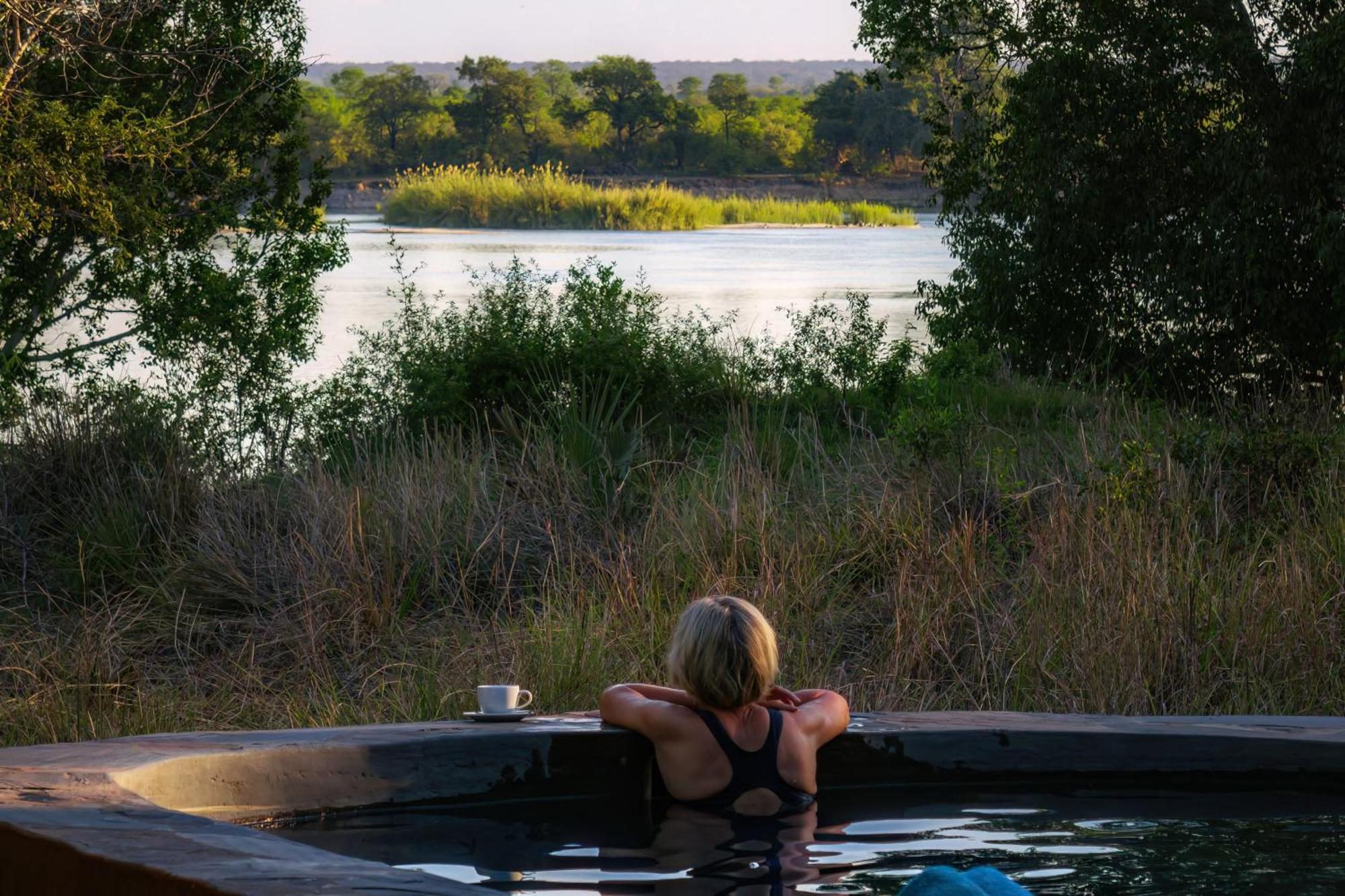 Chundukwa River Lodge - Self Catering House Livingstone Esterno foto